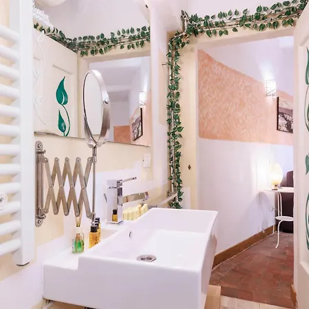 Cozy House In Pepi Street