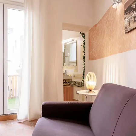 Cozy House In Pepi Street