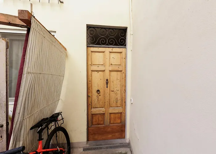 Cozy House In Pepi Street * Floransa