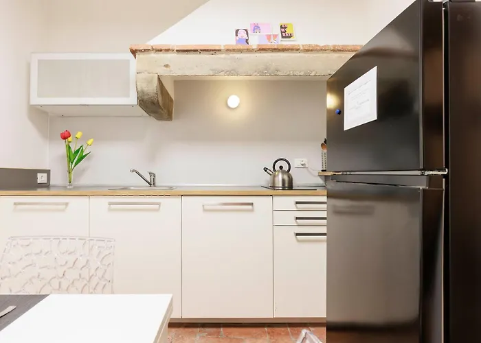 Cozy House In Pepi Street Daire
